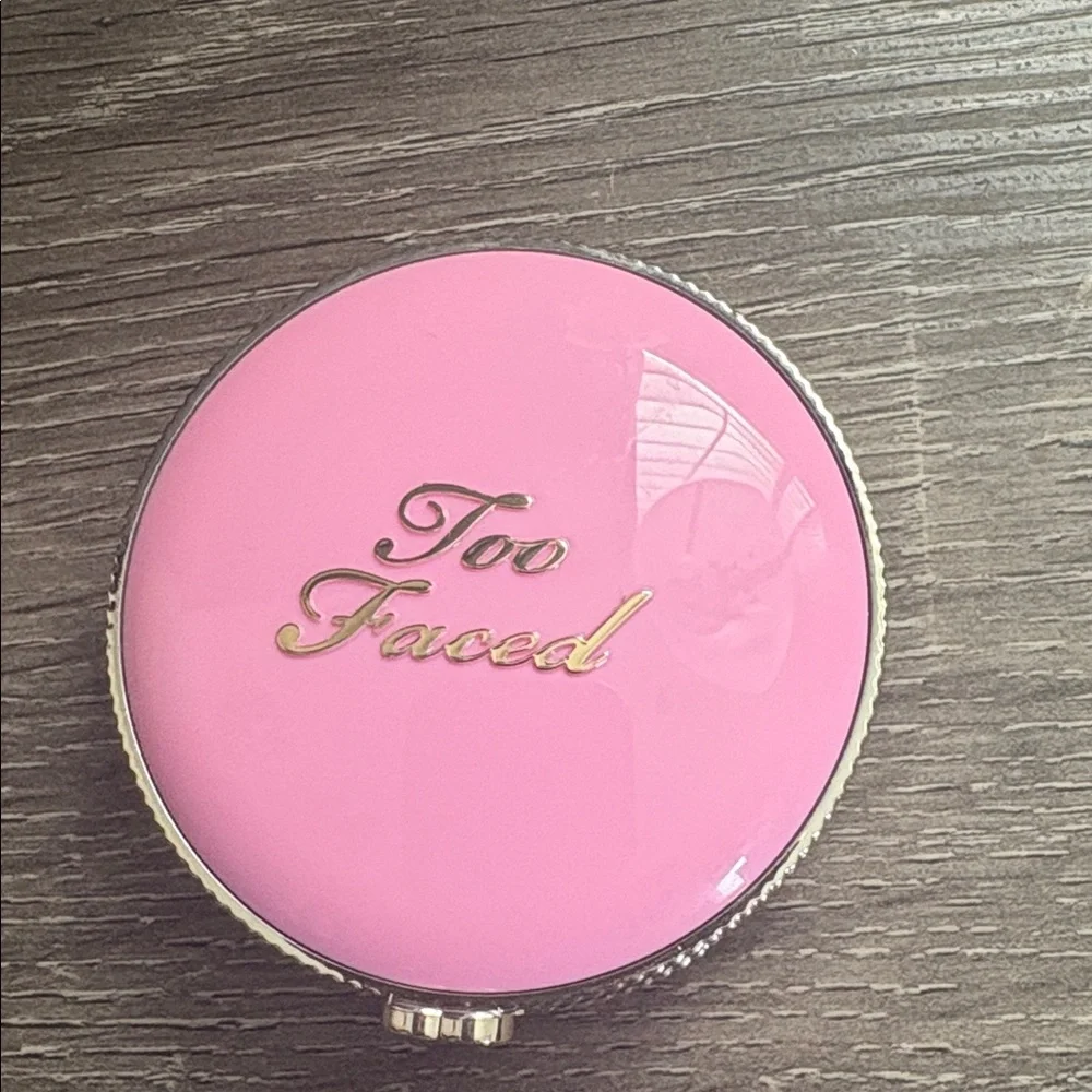 Too Faced Cloud Crush Blush in Candy Clouds